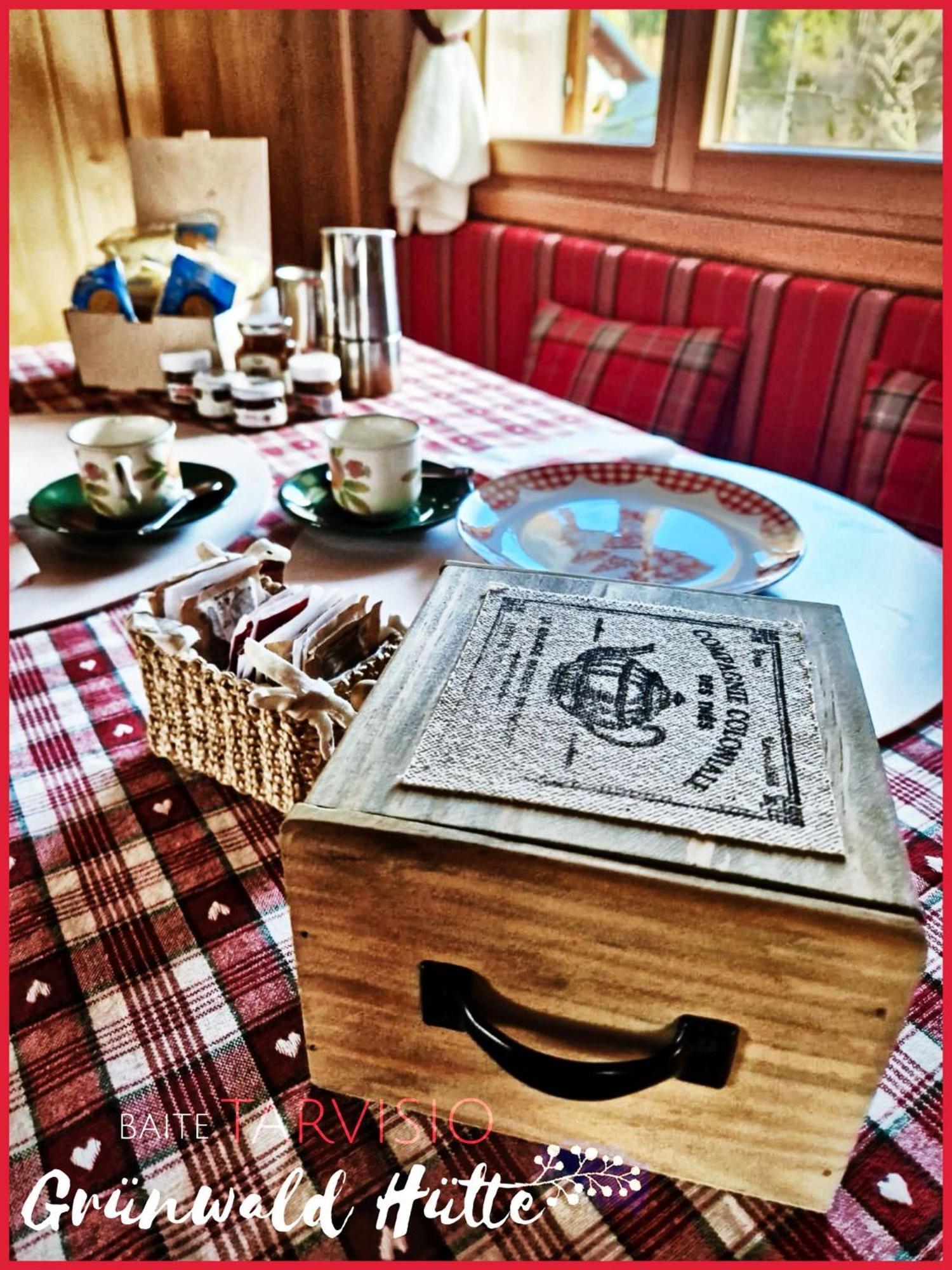 Gruenwald Huette Villa Тарвизио Екстериор снимка